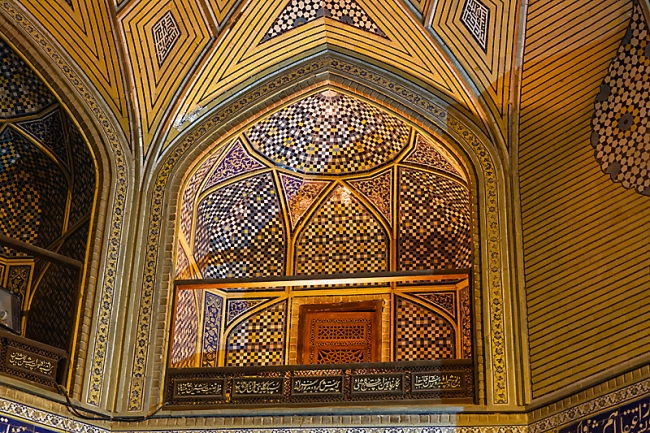 Ispahan-Madrasa de la mère du roi-012